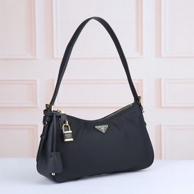 PRADA — новейшая сумка Prada： Nylon Lo