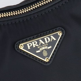 PRADA — новейшая сумка Prada： Nylon Lo
