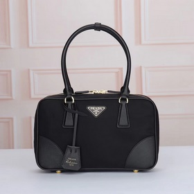 PRADA — Последняя коллекция сумок Офиц