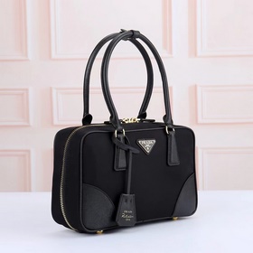 PRADA — Последняя коллекция сумок Офиц
