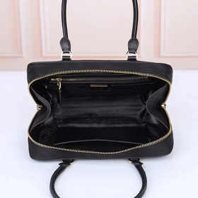 PRADA — Последняя коллекция сумок Офиц