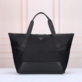 PRADA — новейшая дорожная сумка и сумк