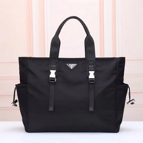 PRADA - Последний бестселлер Prada： су
