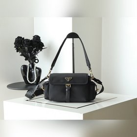 Новая сумка Messenger Bag 1BD394 Small