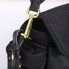 PRADA — новейшая сумка через плечо от 