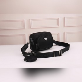 PRADA — новейшая сумка для фотоаппарат