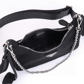 PRADA - Новейшая сумка Prada с одним п