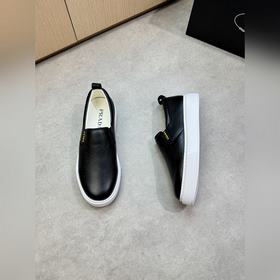 PRADA  - Высококачественные аутентич