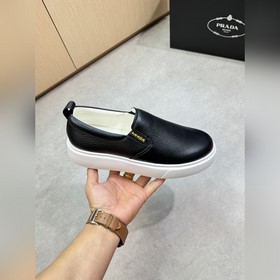 PRADA  - Высококачественные аутентич