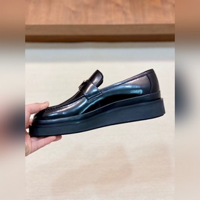 Prada Ada 2026 SS — подлинная модель п