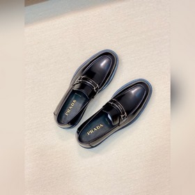 Prada Ada 2026 SS — подлинная модель п