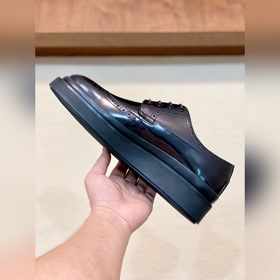 Prada Ada 2026 SS — подлинная модель п