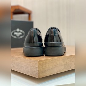 Prada Ada 2026 SS — подлинная модель п