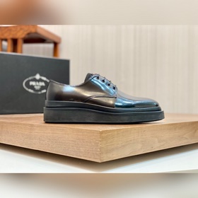 Prada Ada 2026 SS — подлинная модель п