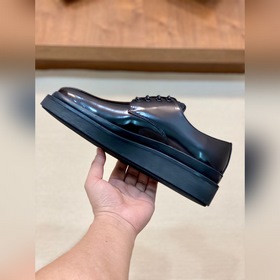 Prada Ada 2026 SS — подлинная модель п