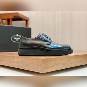 Prada Ada 2026 SS — подлинная модель п