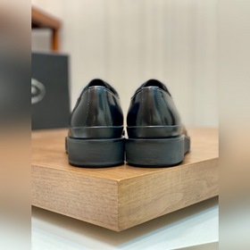 Prada Ada 2026 SS — подлинная модель п