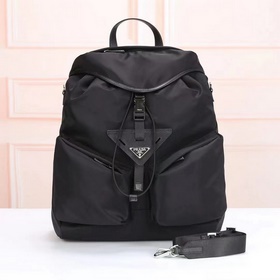 PRADA — новейший рюкзак Prada. Официал
