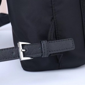 PRADA — новейший рюкзак Prada. Официал