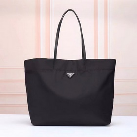 PRADA — Последние бестселлеры Сумка-то