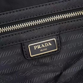 PRADA — Последние бестселлеры Сумка-то