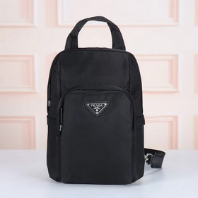 PRADA — новейшая сумка через плечо от
