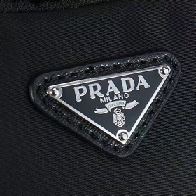 PRADA — новейшая сумка через плечо от