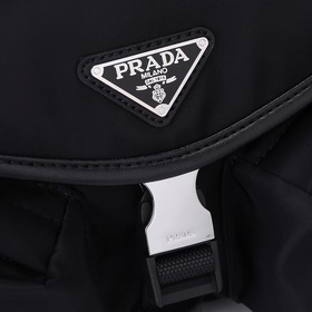 PRADA — новейшая сумка через плечо и п