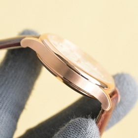 Новые деловые часы Rolex уже в продаже
