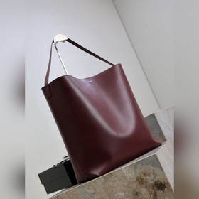 Сумка Bold Hobo  Сумка Bold Hobo М