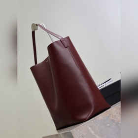 Сумка Bold Hobo  Сумка Bold Hobo М