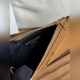 Картодержатель YSL SAINT LAURENT из зе