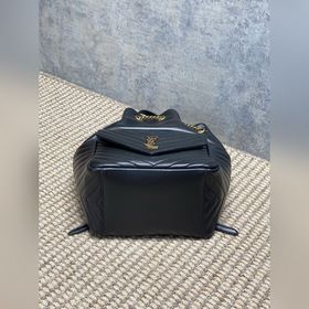 Новейший рюкзак из кожи ягненка от YSL