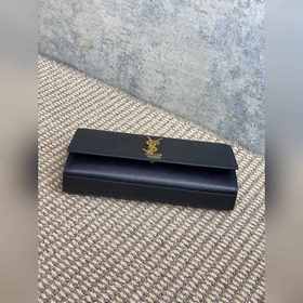 Классическая сумочка Saint Laurent YSL