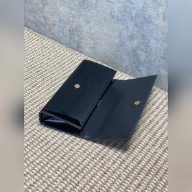 Классическая сумочка Saint Laurent YSL