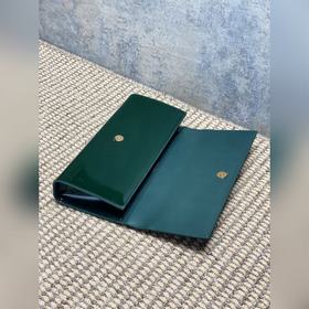 Классическая сумочка Saint Laurent YSL