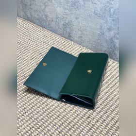 Классическая сумочка Saint Laurent YSL