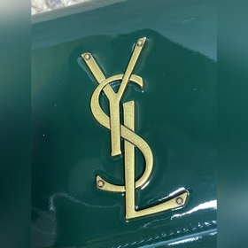 Классическая сумочка Saint Laurent YSL