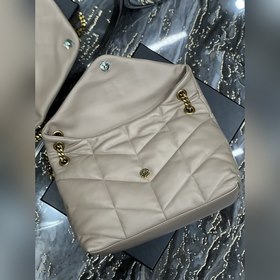 Абрикосовый цвет в сочетании с золотой
