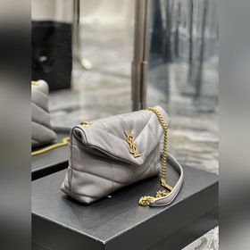 Серый с золотистой фурнитурой  LOULO