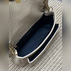 Новая сумка Niki от YSL в цвете латте-