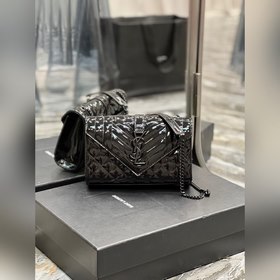 #Конверт# Черная лакированная кожа с ч
