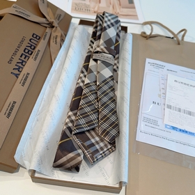 Галстуки Burberry теперь доступны в ма