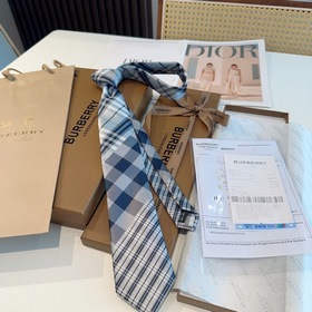 Галстуки Burberry теперь доступны в ма