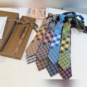 Галстуки Burberry теперь доступны в ма