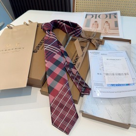 Галстуки Burberry теперь доступны в ма