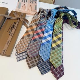 Галстуки Burberry теперь доступны в ма