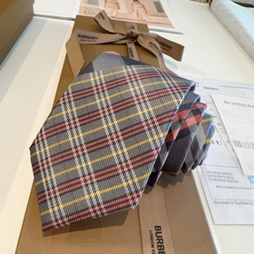 Галстуки Burberry теперь доступны в ма