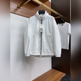 Burberry  Официальный сайт новой кол
