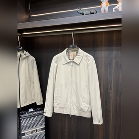 Презентация коллекции Burberry Pre-Fal